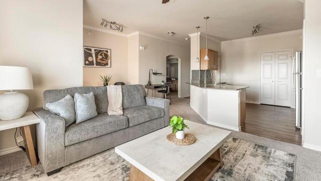 Landing Chic 1BD Pool Gym