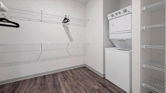 Landing Stylish 1BD Pool Gym