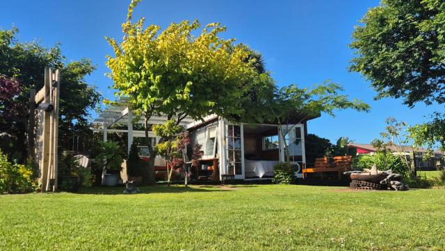 Delightful 1 bedroom tiny house, unique and memorable