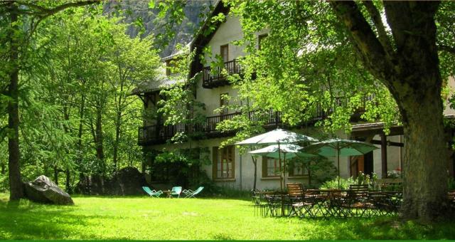 Chalet Hotel d Ailefroide