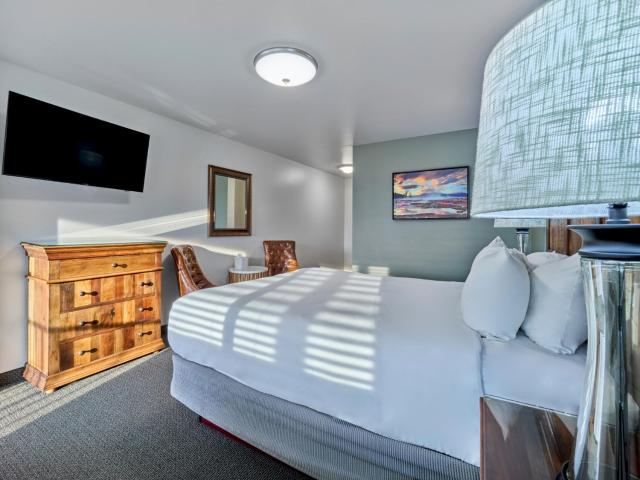 Roosevelt Hotel & Cabins - Yellowstone