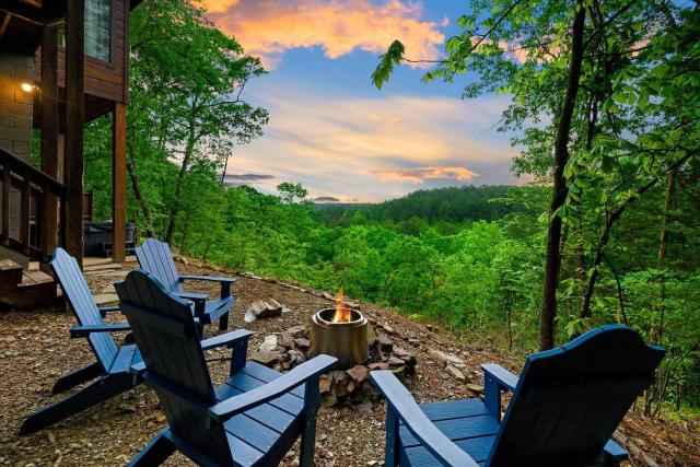 OMG Views-5 Min to Hochatown-Hot Tub-Firepit-Bathtub-Deck