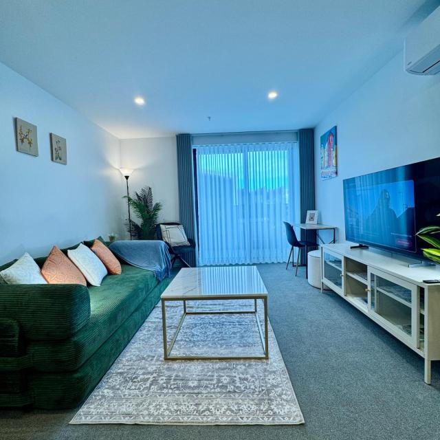 Entire Stunning Apartment Accommodation in Christchurch City Centre