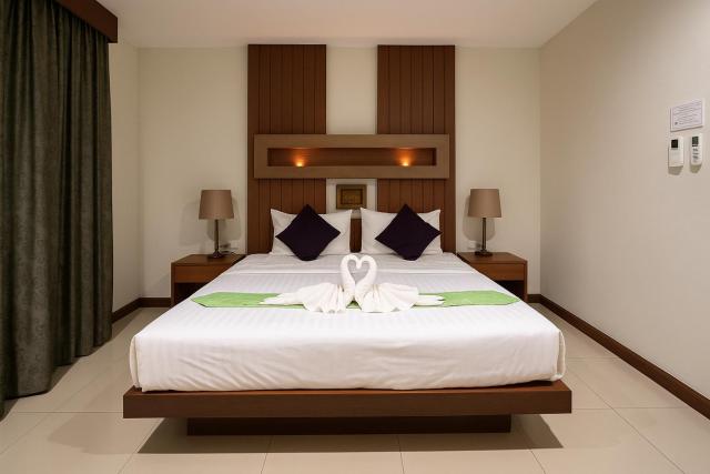 Aura Inn