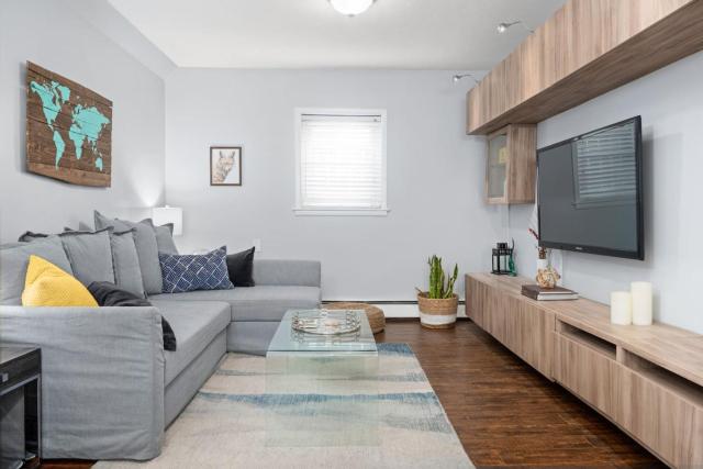 Spacious One Bedroom Queen Bed Inner City Stay