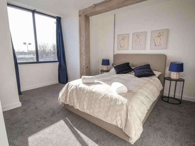 Woolston Central 2-Bedroom Apartment