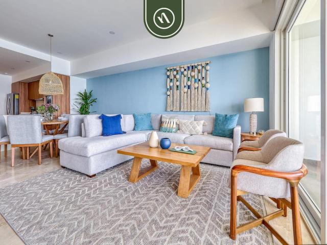 Luxury Oceanfront 3 BR Condo - Pools