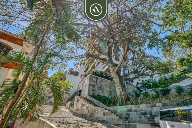 New 2BR Condo in Zona Romantica - Rooftop Pool