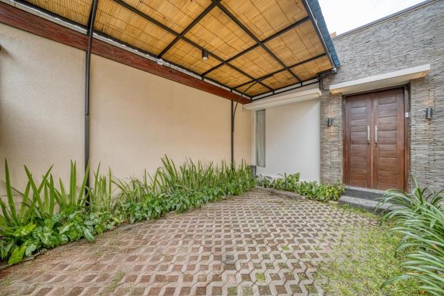 Stylish 2 Bedroom Villa Near Finns & Atlas Beach Club with private pool, BBQ and Rooftop for Yoga