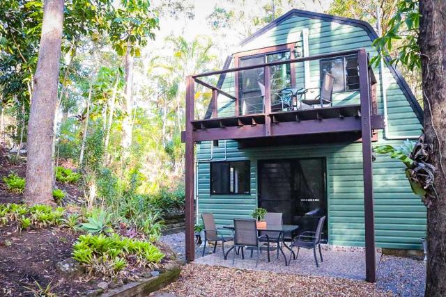 GREEN TREES CHALET Australia Zoo close by