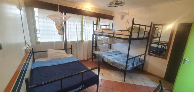 Uhuru Peak Hostel