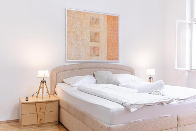 Comfortable City Stay in a Great Location