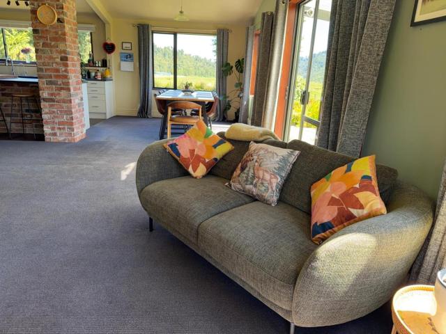 Waimanu Guest House