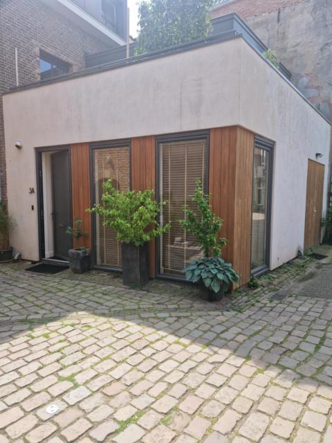Top location private stay with roof terrace