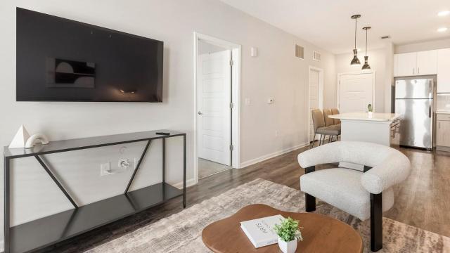 Landing Modern 1BD Yoga Studio Gym