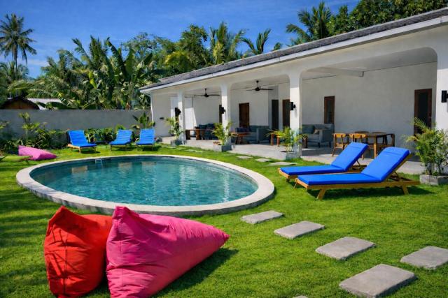 Wanderlust Hostel - Highest Privacy Hostel In Kuta - Big Clear Pool - Fast Internet