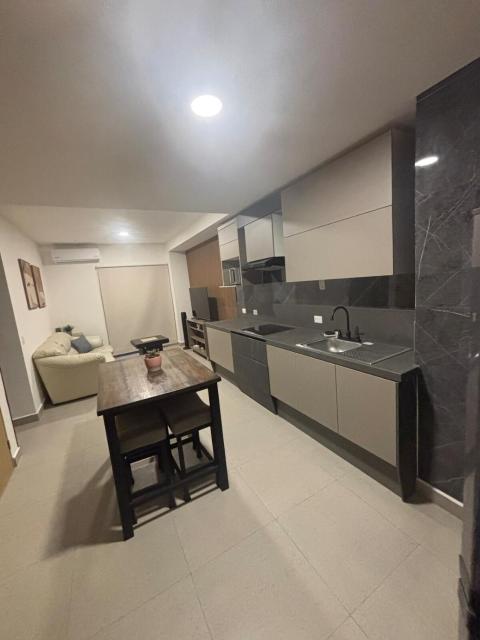 Mirall Tower, 3 Bedrooms, 4 People, Parking