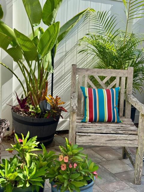 West Orlando Guest House
