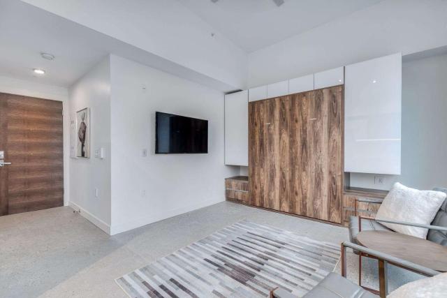 Modern Studio Condo in Central Prime Location