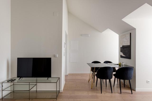 The Explorers Nest - 2BR in Lisbon