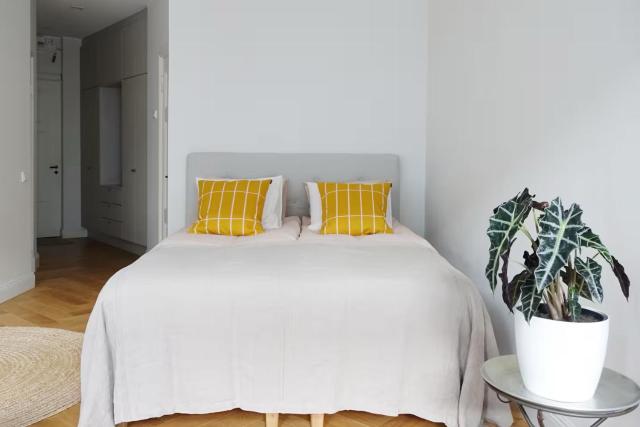 Stylish Design Studio Next to The Parliament House by Nordic Stay Collection