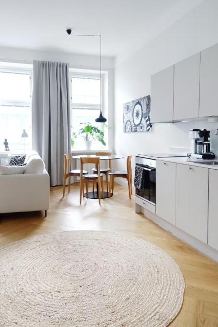 Stylish Design Studio Next to The Parliament House by Nordic Stay Collection