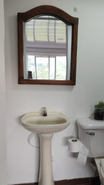 Habitación Privada con baño y vista a la montaña