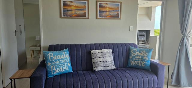 Breezy Sunny Apartment