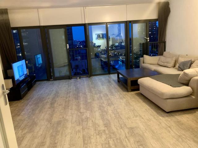 Long Term Rental - Beautiful Apt City center Free Parking