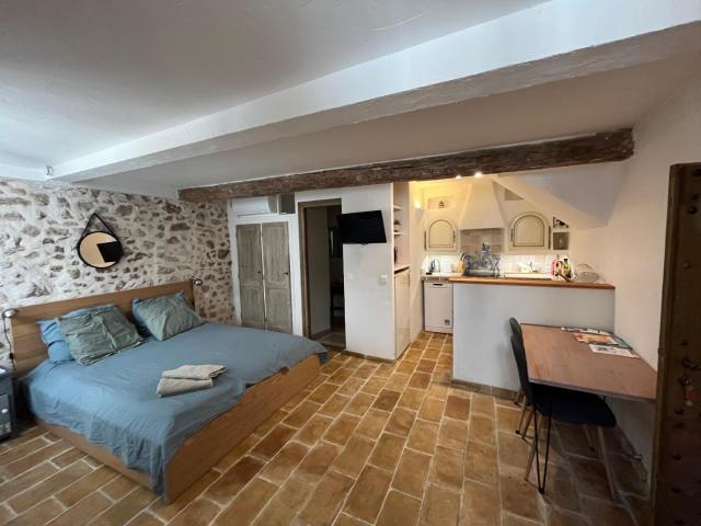 La Calade 1 bedroom Studio - Biot Village