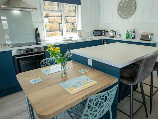 Swanage Signature 1 Bedroom Lodge with Hot Tub
