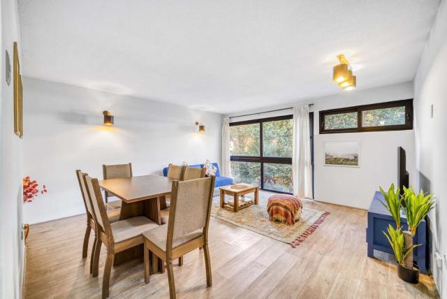 Thayer Home Apartment near Costanera y MUT