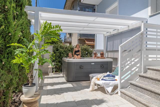 Mare Mosso apartment with private jacuzzi