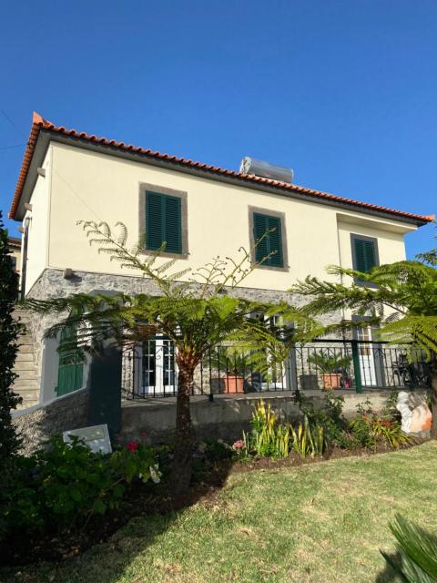 Guest House Santinhos