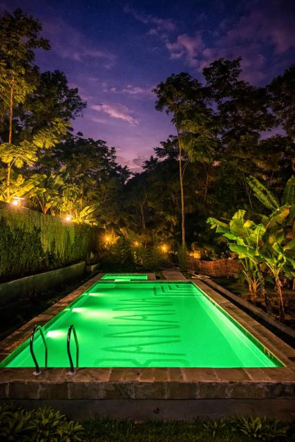 Banana Farm Eco Hostel