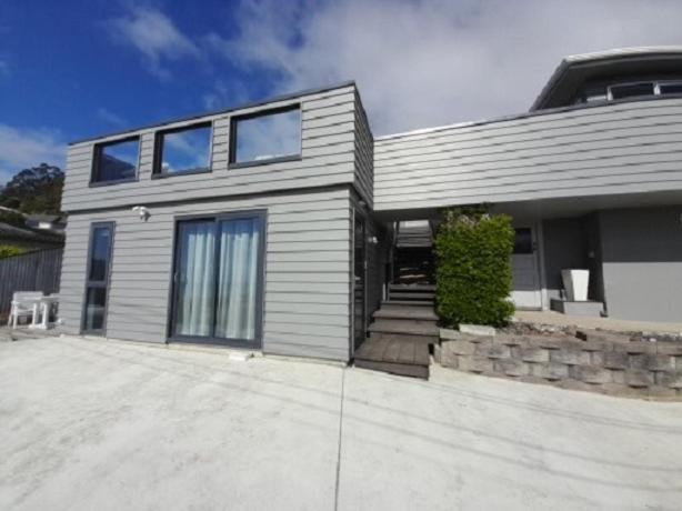 Three bedroom & Granny flat near Tahunanui Beach