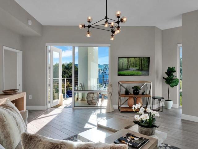 Chic 2BR condo in the heart of Orlando Downtown