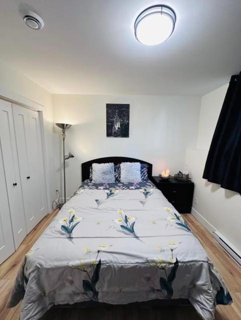 Modern Budget Stay - Moncton North
