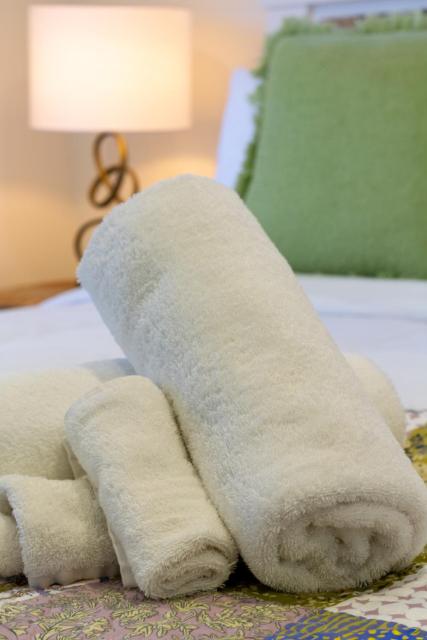 Comfy Central City Stay 2BR with Car Park
