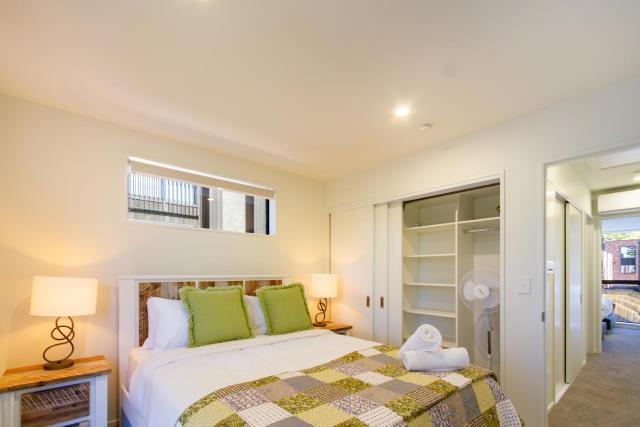 Comfy Central City Stay 2BR with Car Park