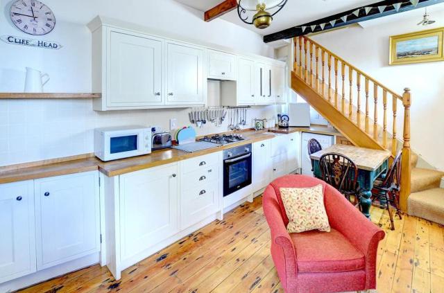 1 Bed in Whitby oc-r049