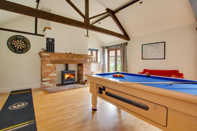 5 Bed in Docking oc-2149