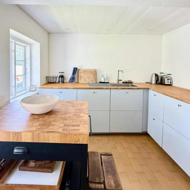 Historic Farmhouse On Zealand's West Coast
