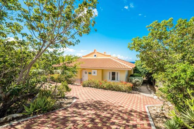 Villa Casa Flamboyan 1029 - Coral Estate