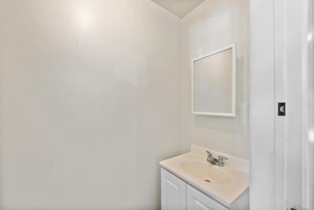 3061 Sir Johns Homesteads