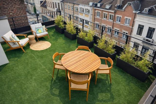 Stylish Penthouse in BXL with 2 Panoramic Terraces