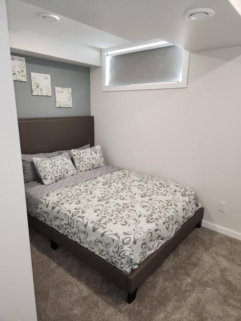 A Modern Homely 1 BR Suite