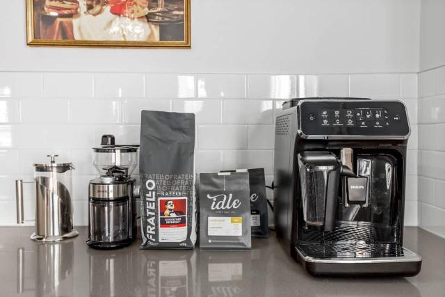 Arcade King Bed Espresso Maker Family Friendly