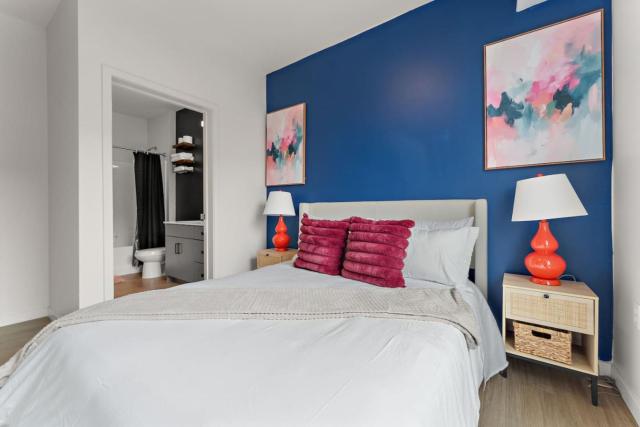 Modern 2BR 2 Bath and Gym near Downtown, Loring Park