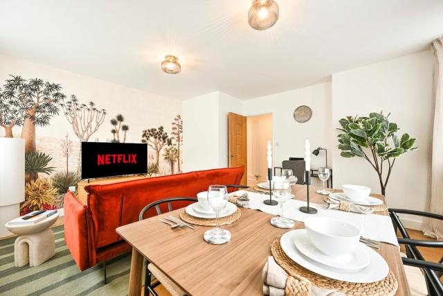 Spacious 2-Bed Clerkenwell Flat with Terrace